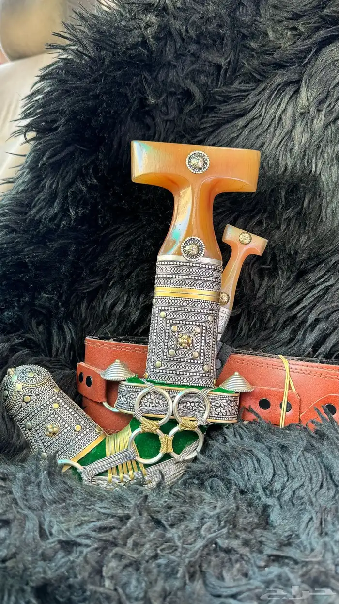 خنجر حك زراف مطرح 6 كفو وصفاوه في الراس 3