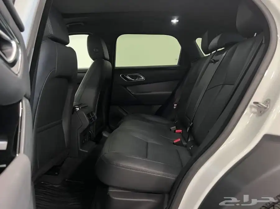 رنجروفر فيلار Range Rover velar dynamic SE موديل 2024 12