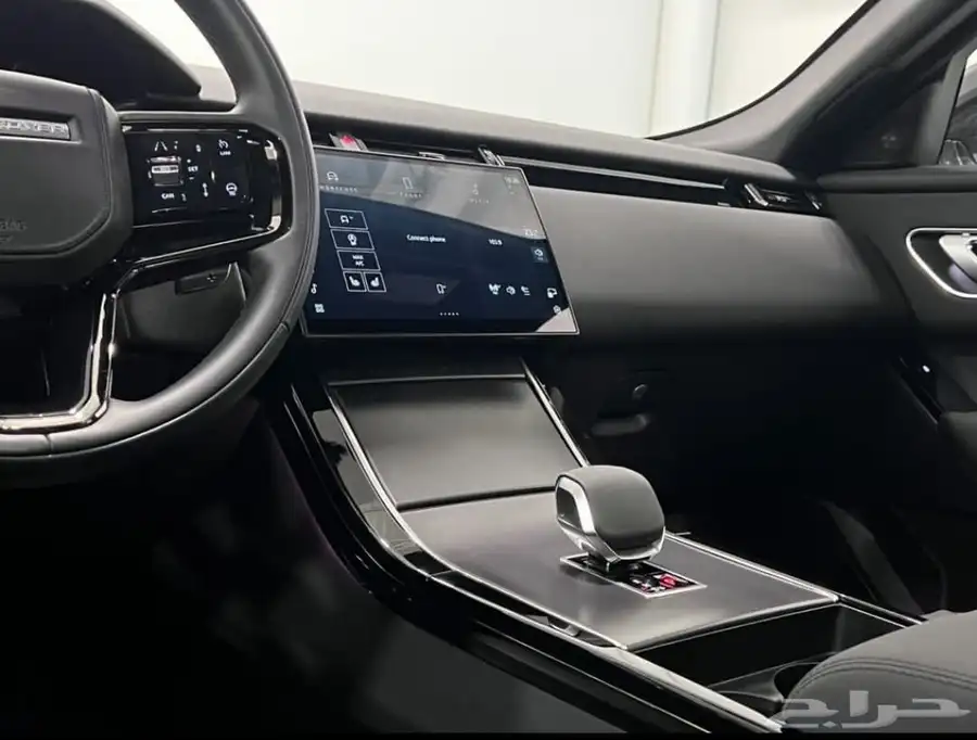 رنجروفر فيلار Range Rover velar dynamic SE موديل 2024 22