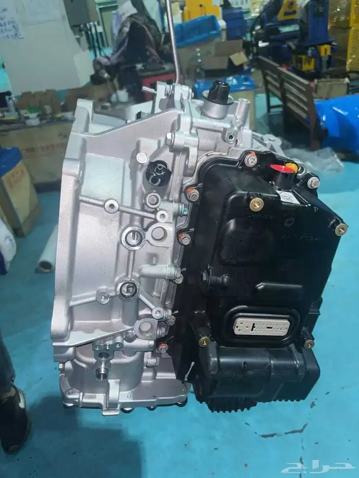 متخصص في صيانة واصلاح جميع انواع السيارات الصينية 12