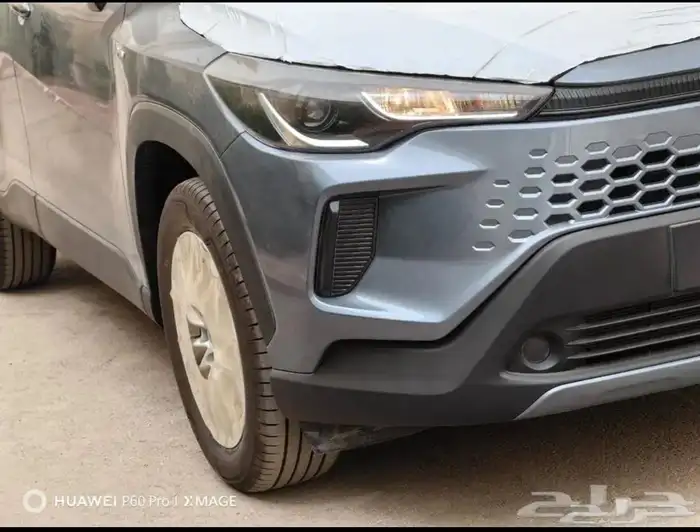 تيوتا كورلا كروس 2025 3