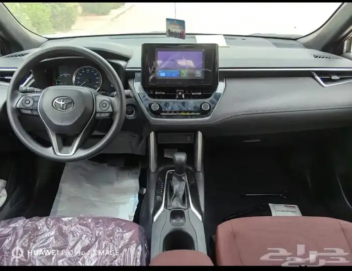 تيوتا كورلا كروس 2025 5