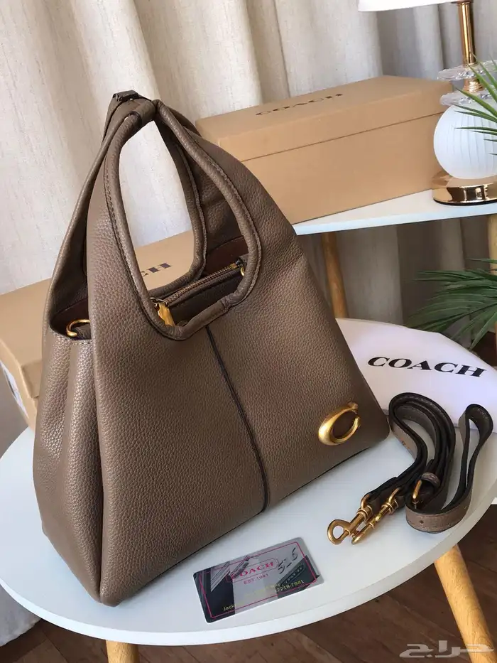 شنط ماركه عرض 180  فقط 22