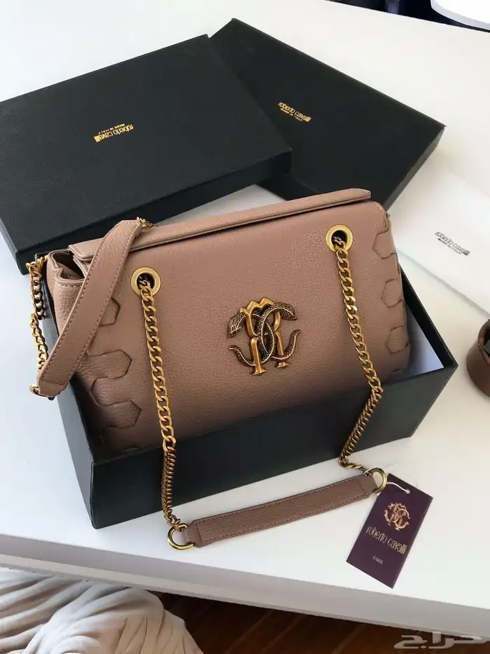 شنط ماركه عرض 180  فقط 63