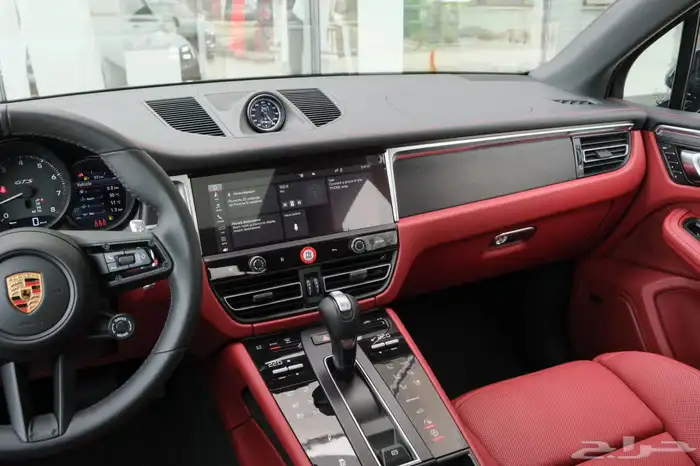 New Porsche Macan GTS 2025 جديد 14