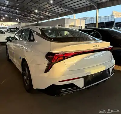 كيا k5 ستاندر و ستاندر مطور 2025 1