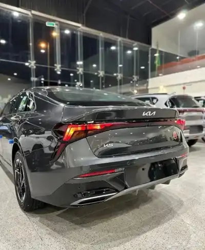 كيا k5 ستاندر و ستاندر مطور 2025 2