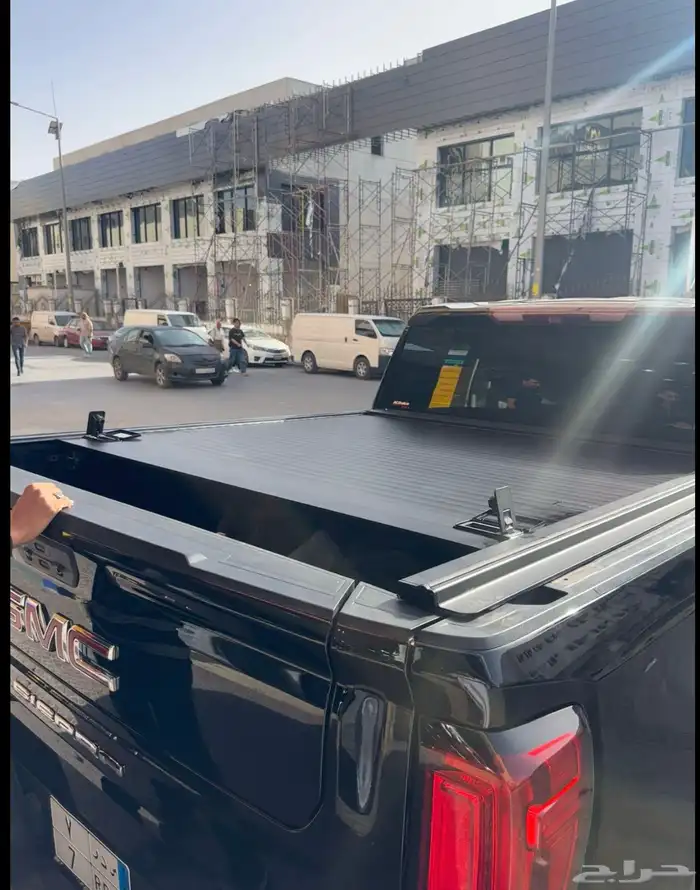 غطاء حوض بيك اب بنظام قفلين 3