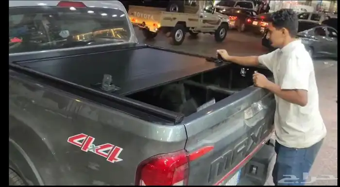 غطاء حوض بيك اب بنظام قفلين 4