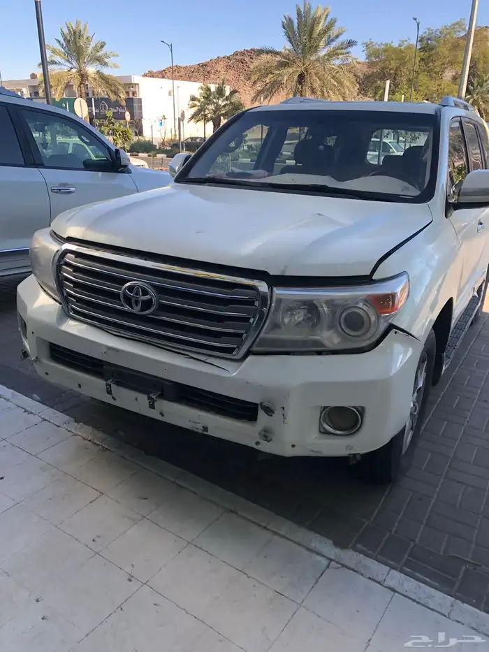 صدام لاندكروزر واكسسوارات حائل 5