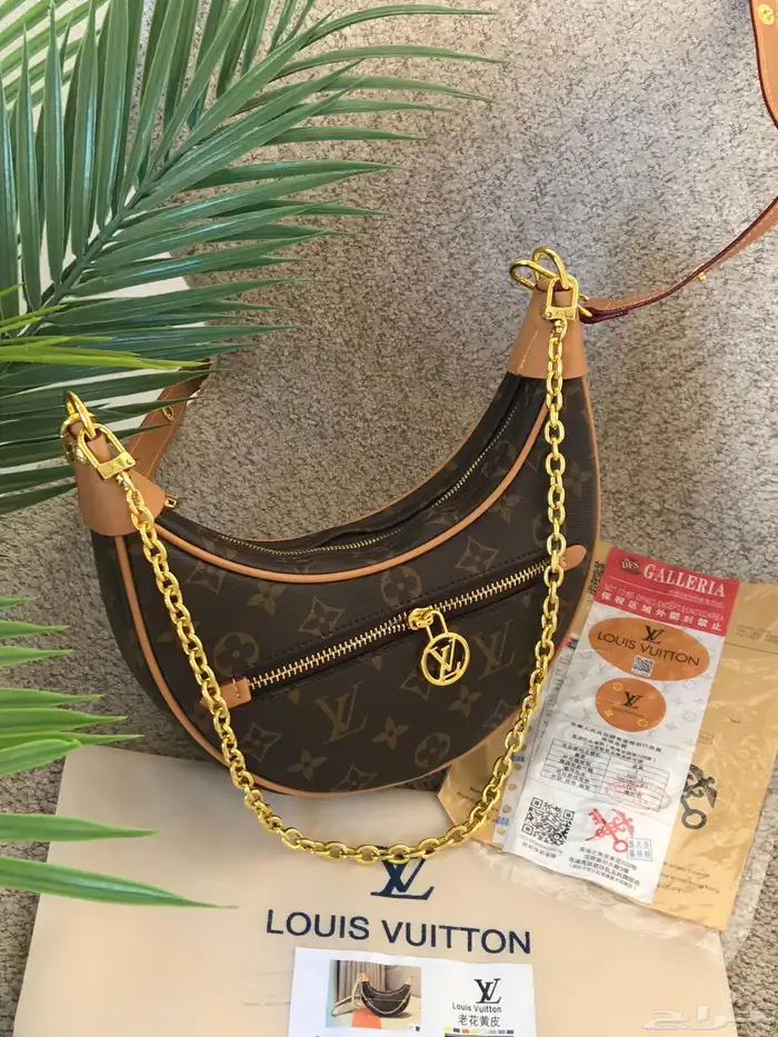 شنط ماركه عرض 180  فقط 37