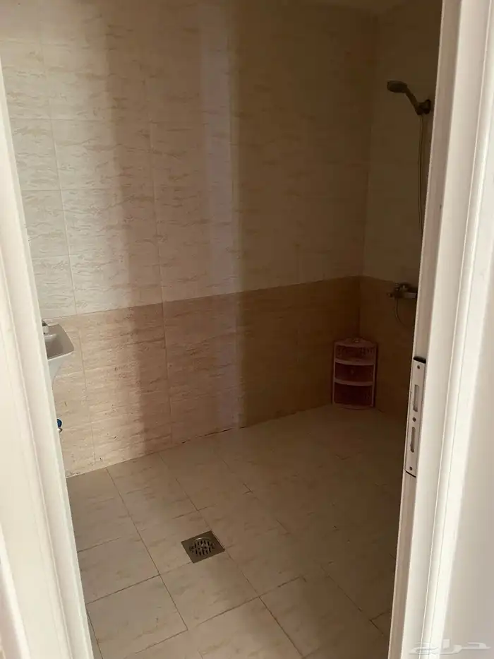للاستثمار منتجع vib مساحه 3000 متر مع معدات كافيه 8