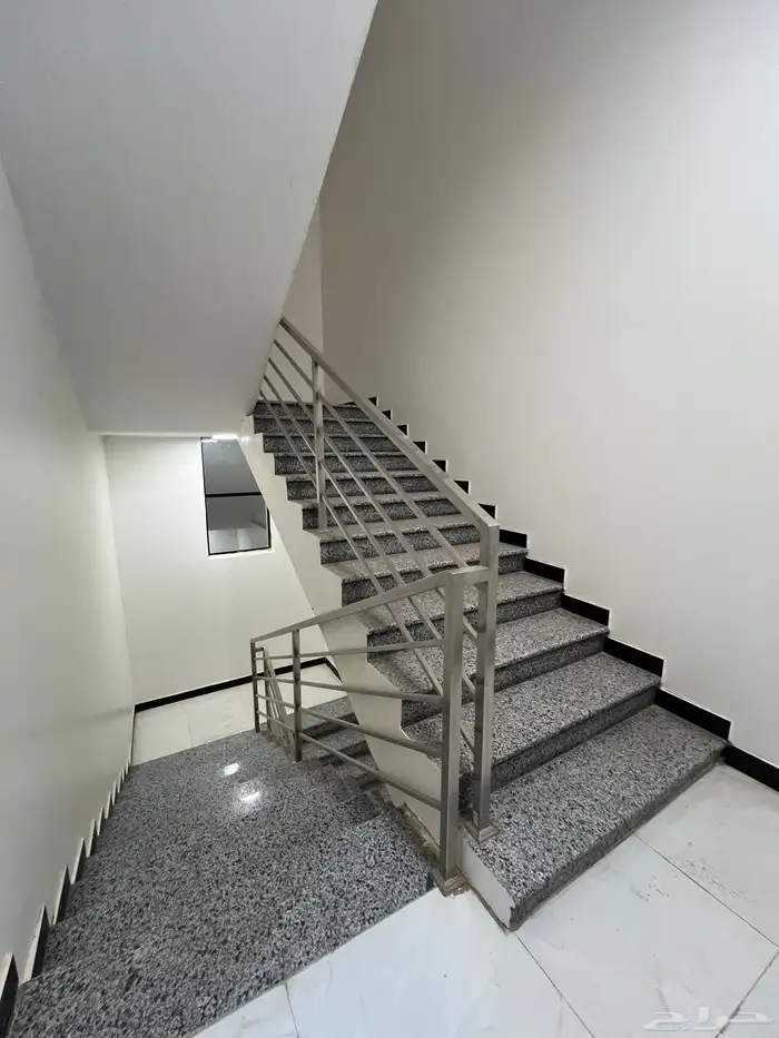 عقار 4