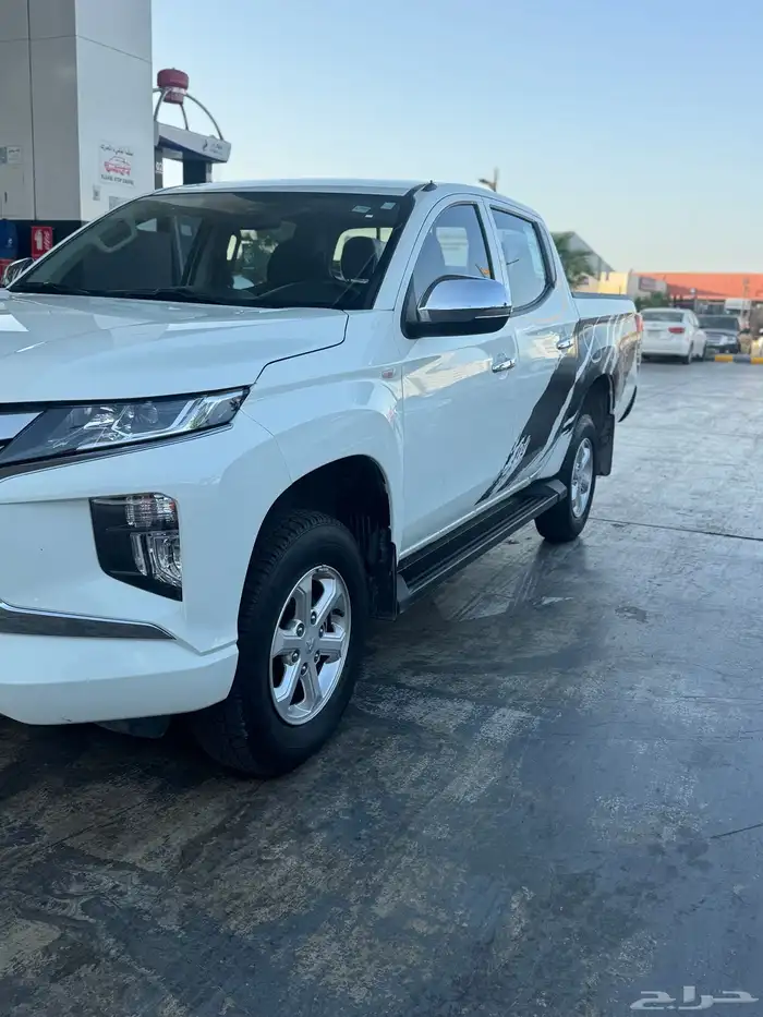 ونيت ميتسوبيشي 2023 L200 دبل 1