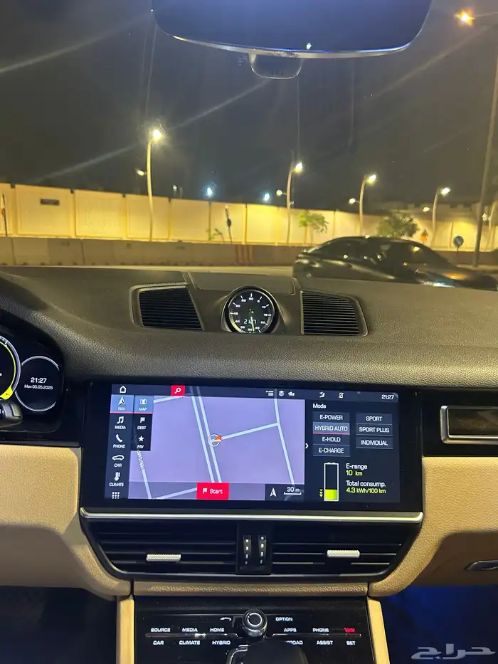 بورش كايين هجين كهرباء وبنزين 2020 41