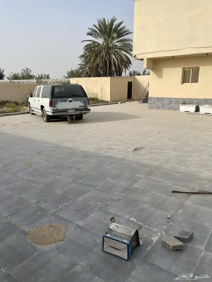 حوش للايجار مع سكن كبير صفوى الجعيمه 14