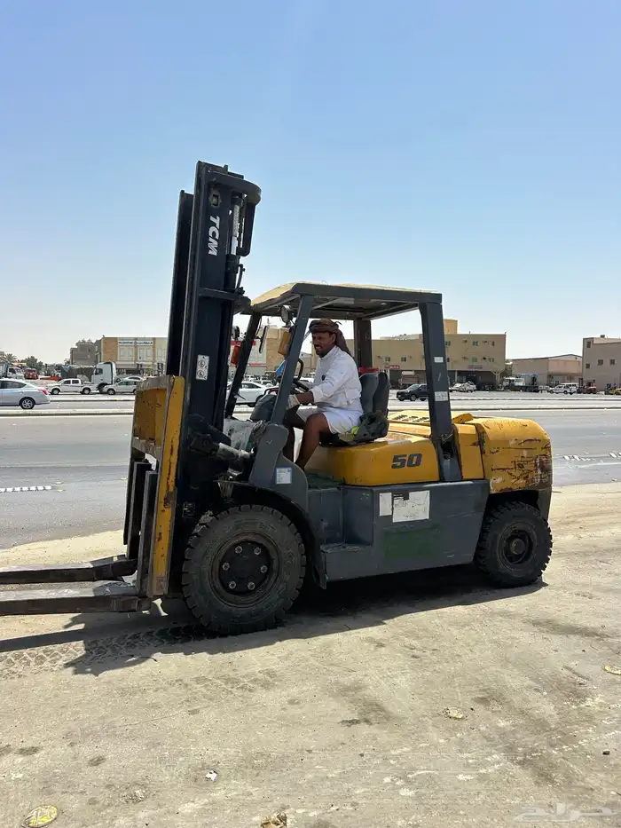 للايجار رافعات شوكية جميع الأحجام والمقاسات شهري سنوي يومي 5