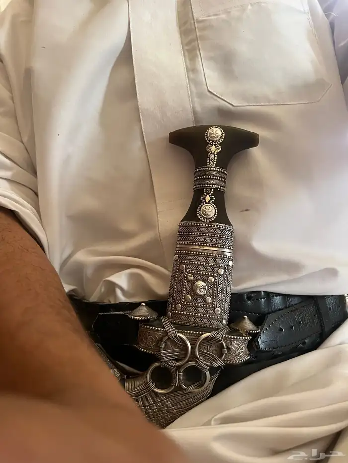 خنجر قرن 0