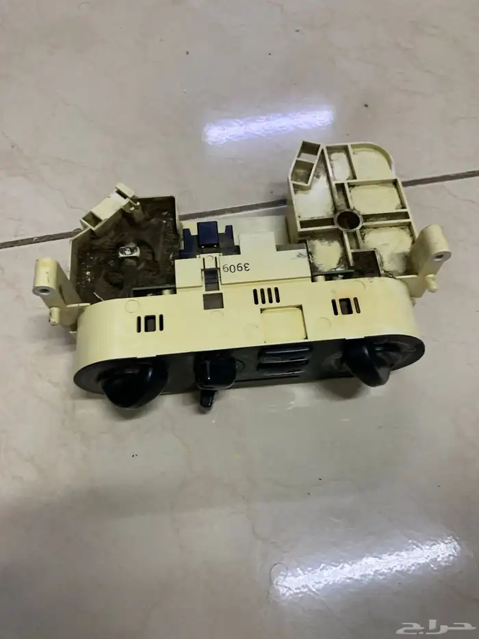 قطع غير نيسان صني 2005 1