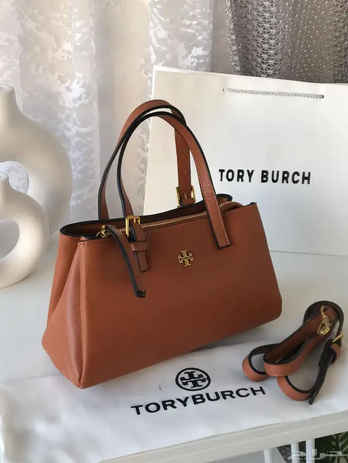 شنط ماركه عرض 180  فقط 11