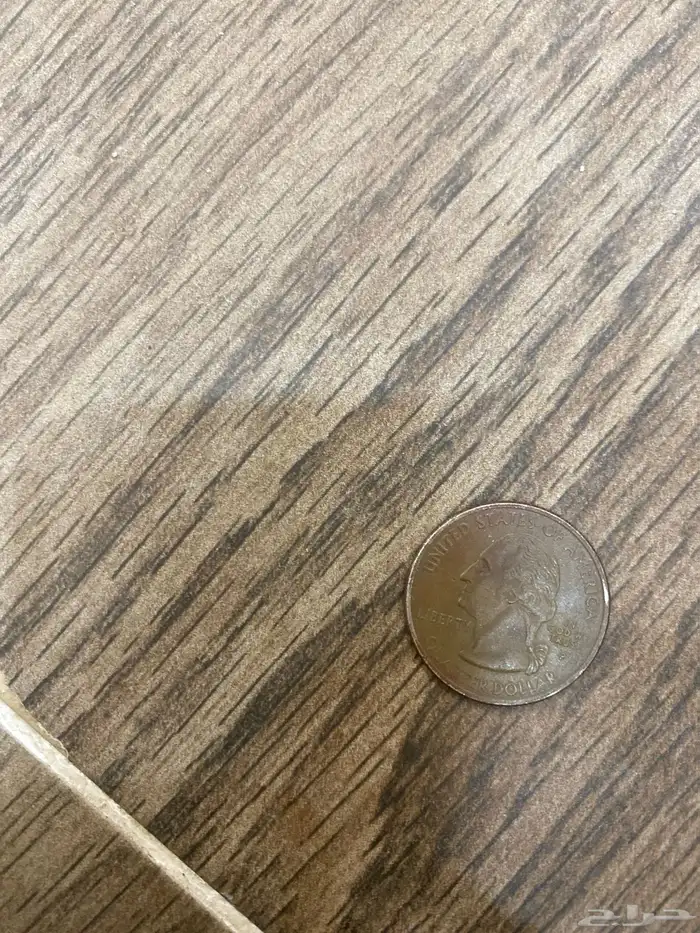 السلام عليكم يوجد يوجد  عملة أمريكية 1