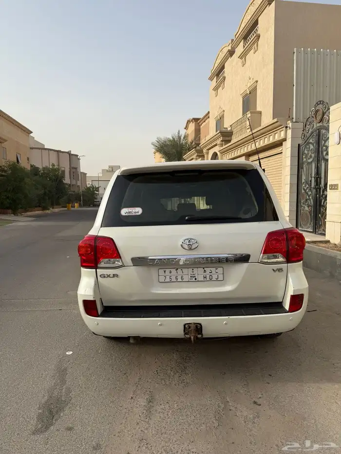 لاندكروزر جي اكس ار 2014 3