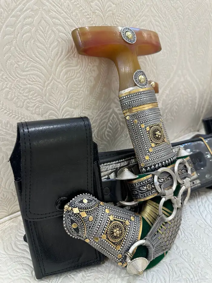 خنجر حك زراف تم البيع 1