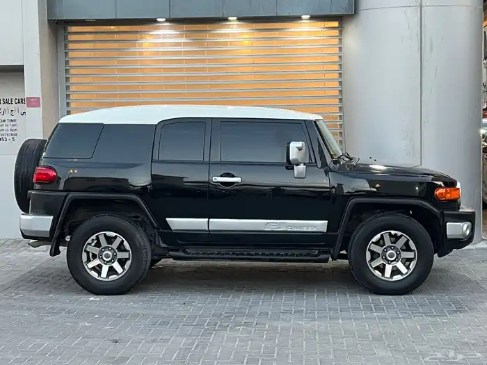Toyota FJ model 2012 for sale 3