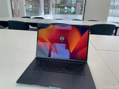 ماك بوك M2 2023 سعة التخزين 256 استخدام فقط 6 شهور. 1