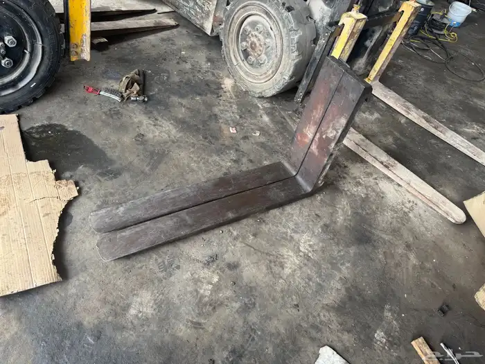 شوكية رافعة 3 طن 2