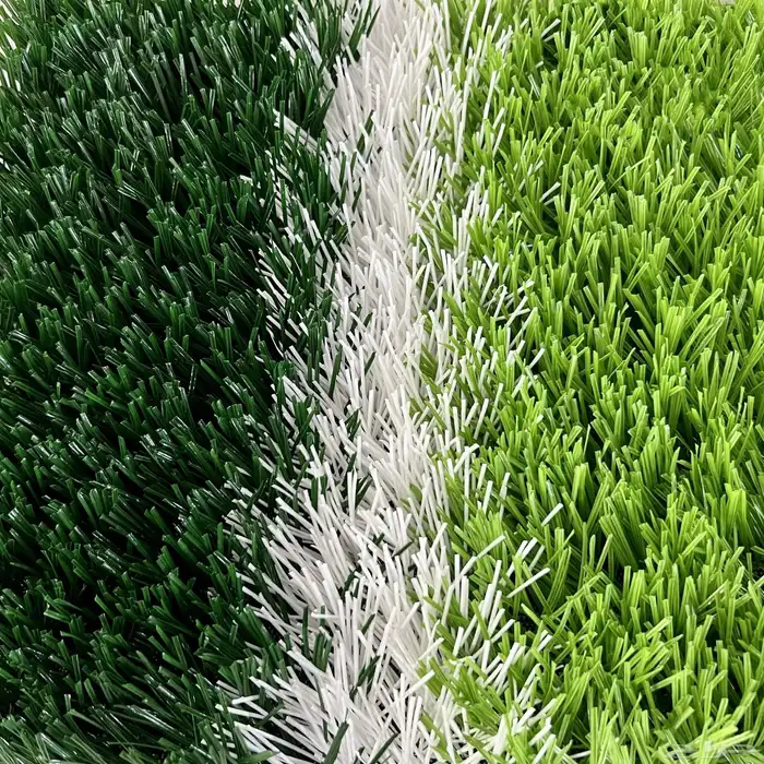 متوفر ملاعب القدم والبادل 6