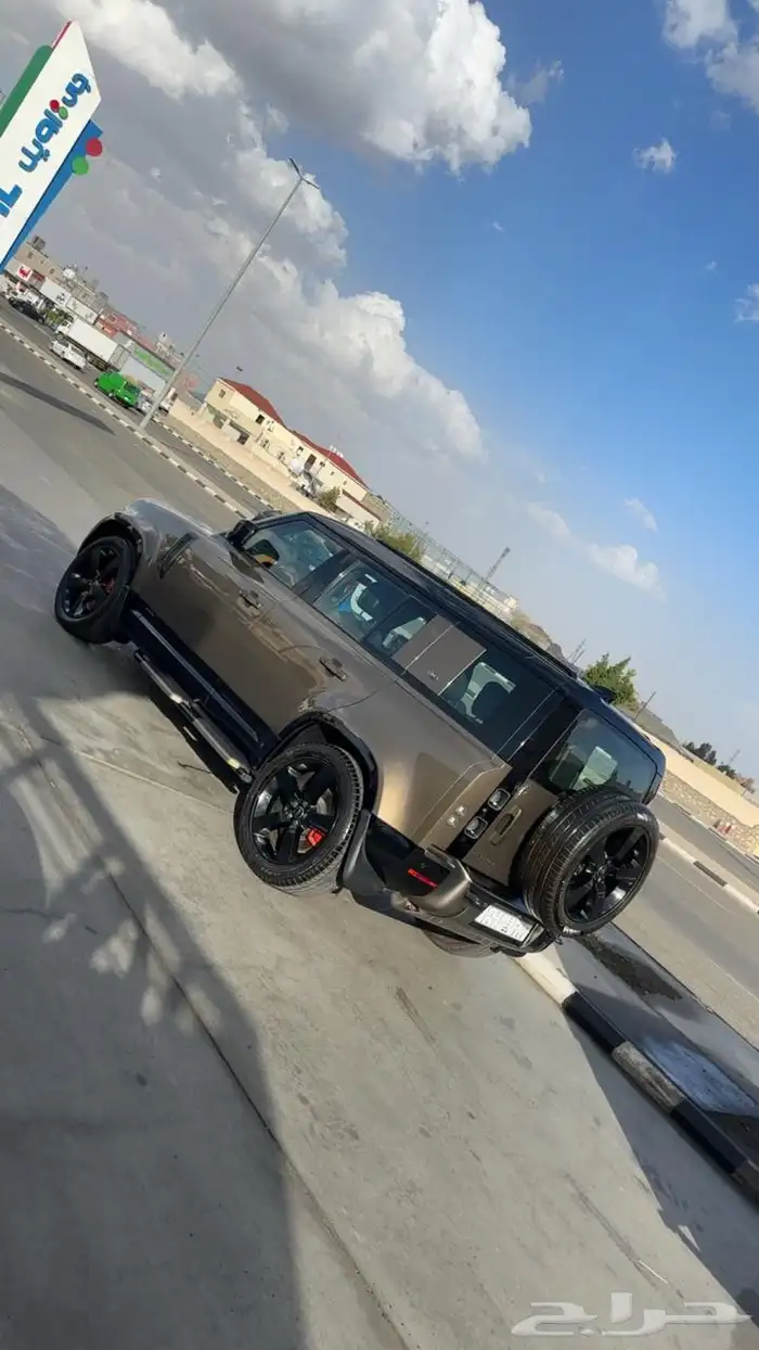 ديفندر 5