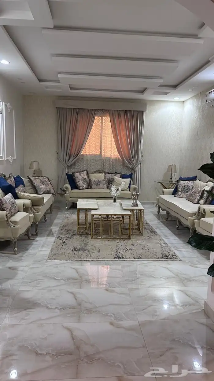 للبيع فيلا حي القادسية المزيني 3
