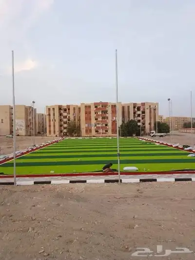 متوفر ملاعب القدم والبادل 0