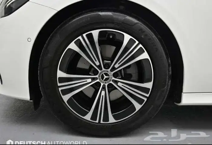 مرسيدس E200 2024 5