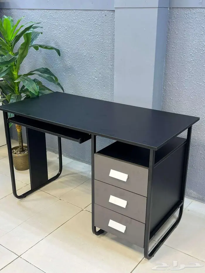 مكاتب طاولات صغير مع ادراج جديد شكل مودرن فخم مع كراسي مكتبي 15