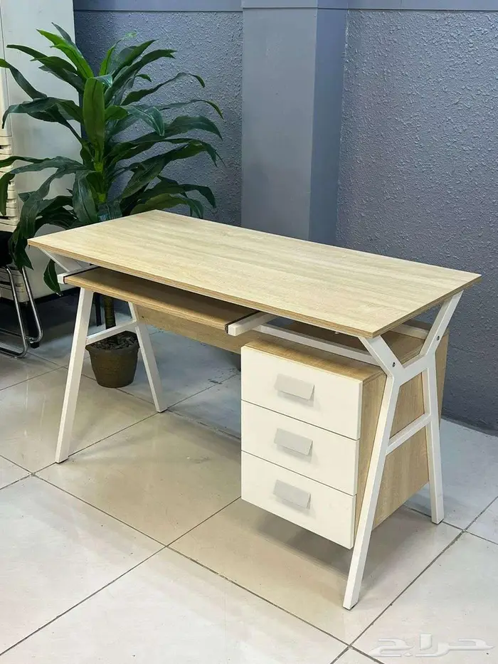 مكاتب طاولات صغير مع ادراج جديد شكل مودرن فخم مع كراسي مكتبي 10