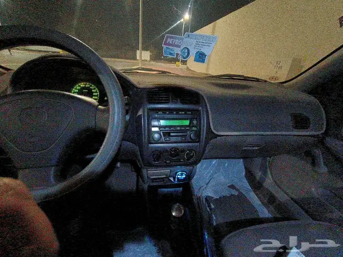 مازدا 323 موديل 2002 عادي مجدد مفحوص مكيف ماكينه جير 3
