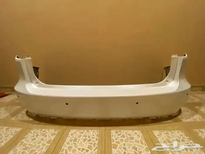 صدام خلفي لكزس RX 2021 3