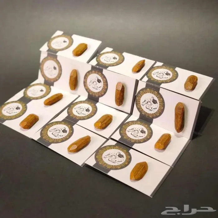 توزيعات كسرة عود 24 حبة - توزيعات التخرج 1