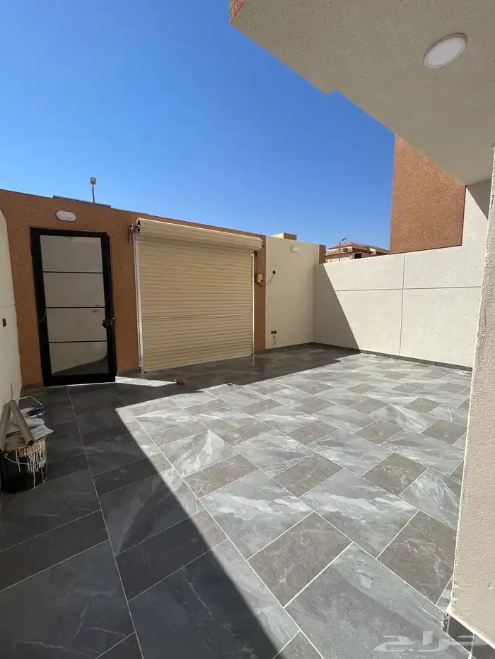 لبيع روفات ارضي وعلوي 1