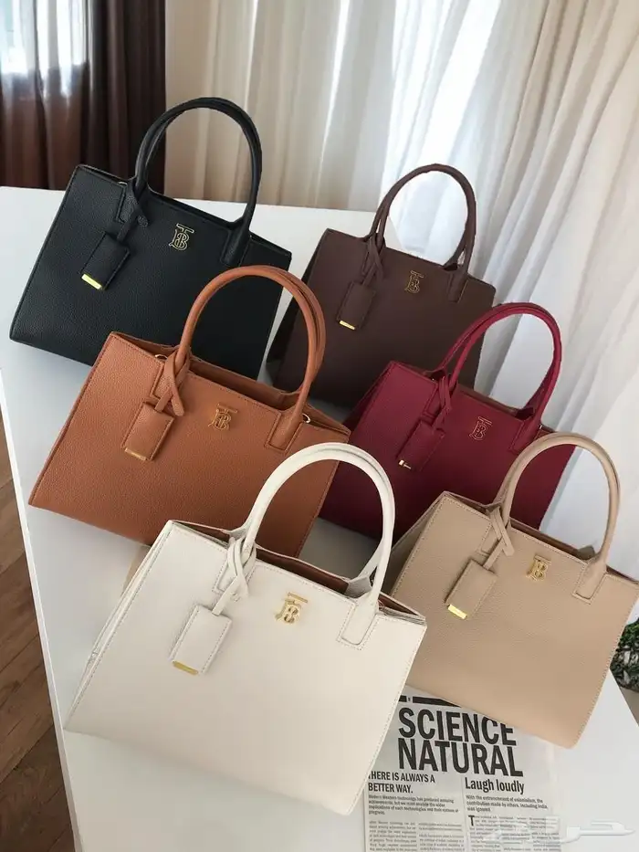 شنط ماركه عرض 180  فقط 42