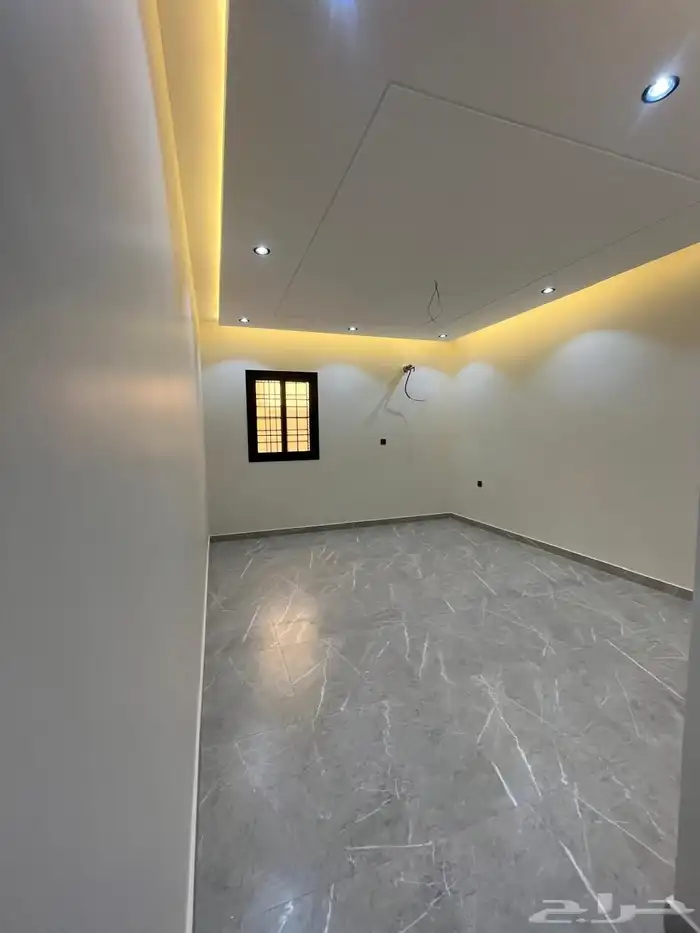 لبيع روفات ارضي وعلوي 10