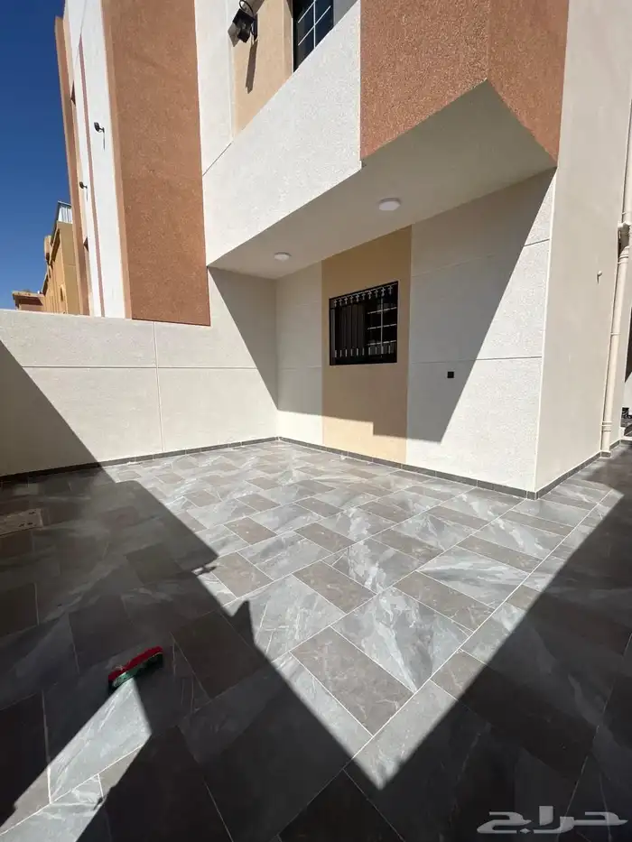 لبيع روفات ارضي وعلوي 0