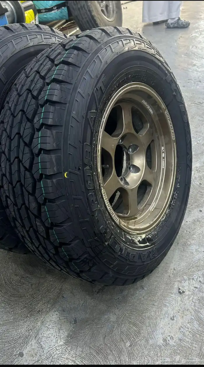 كفرات 245 75 17 نص حجري ريدنز او ريداينز 2