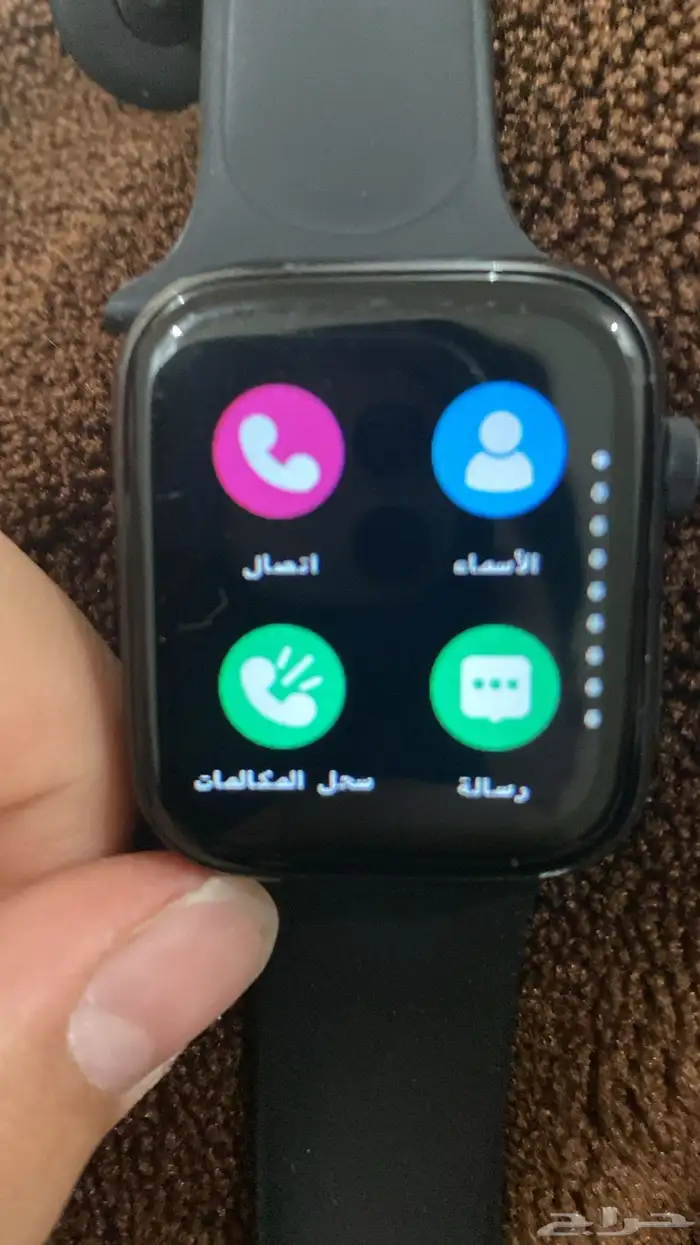 ساعه جديده وفيها كل شي مع الشاحن   على السوم 3