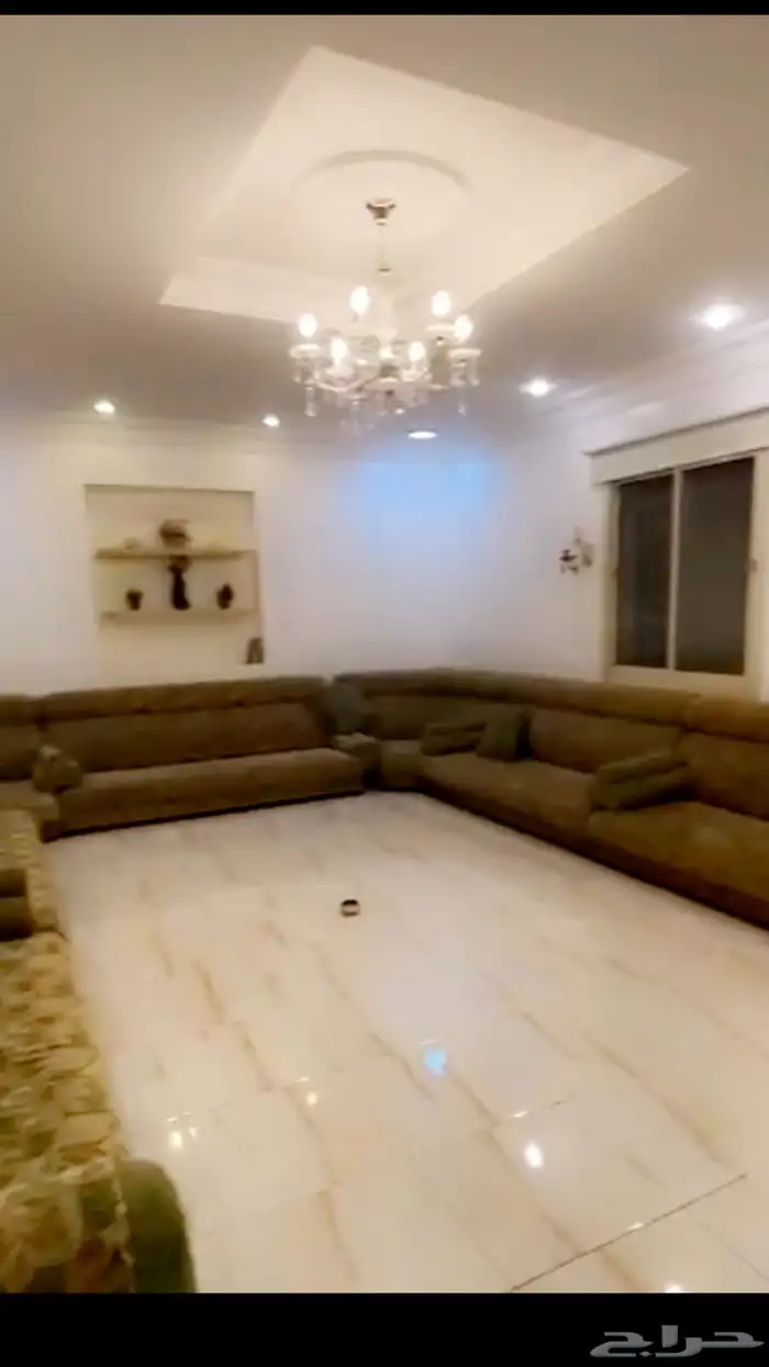 للبيع عماره دورين كامله في الدمام بحي احد مليون 200 تفاوض 1