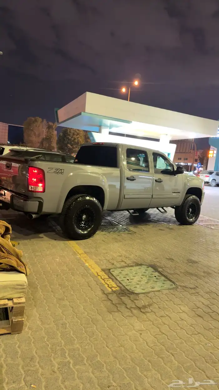 جمس سييرا بكب موديل 2011 نظيف ممشى261 كيلو 1