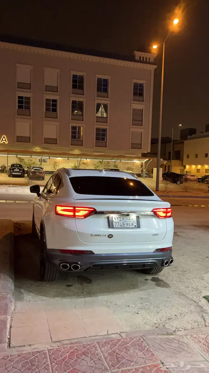 جيلي توجيلا 2024 فل كامل دفع رباعي 4