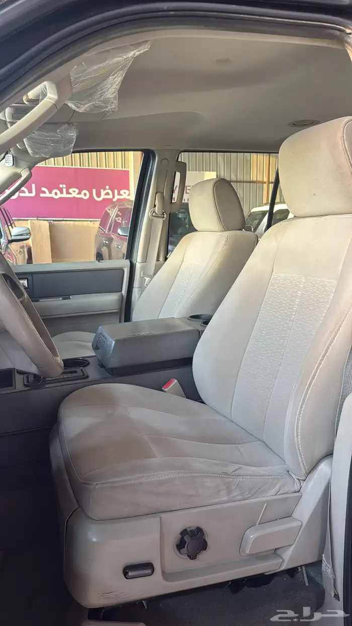 فورد اكسبديشن 2012 بدون دبل 8 سلندر 4